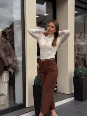Pantalone braon sa faltama KRL16394