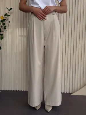 Pantalone svetlo sive sa faltama PN05360